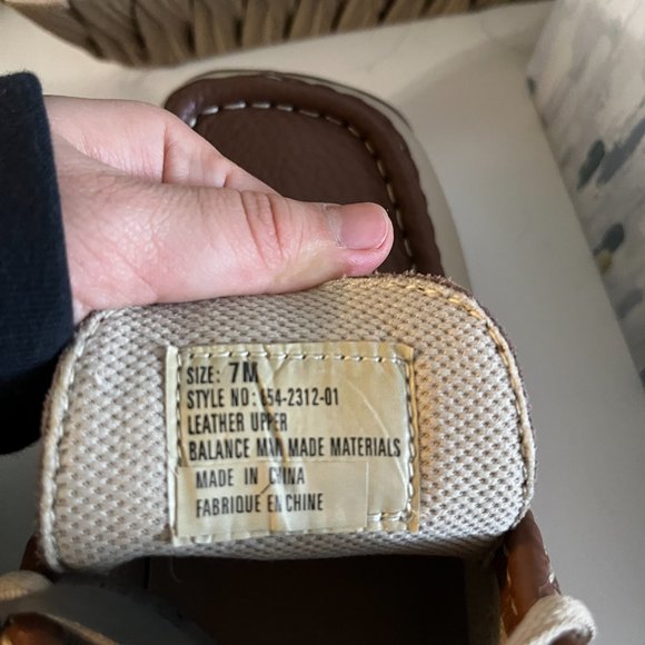 GBX Unisex slip on leather boots - Picture 7 of 8